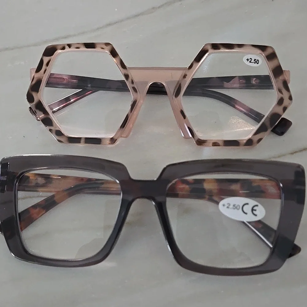 2fer Designer style 2.5 Retro trend readers 